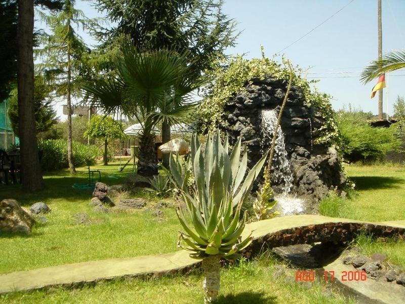 Bed and Breakfast Parco Delle Tre Fontane Nicolosi Exterior foto