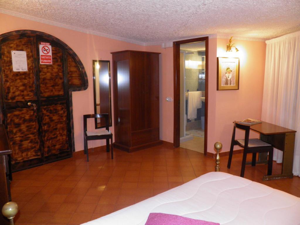 Bed and Breakfast Parco Delle Tre Fontane Nicolosi Habitación foto